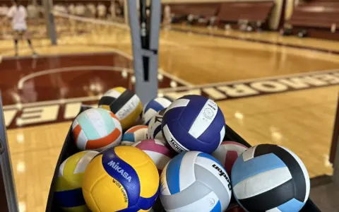 NBC Volleyball ball cart