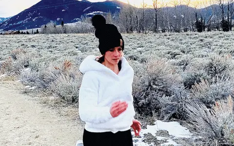 Fitness virtual running outside