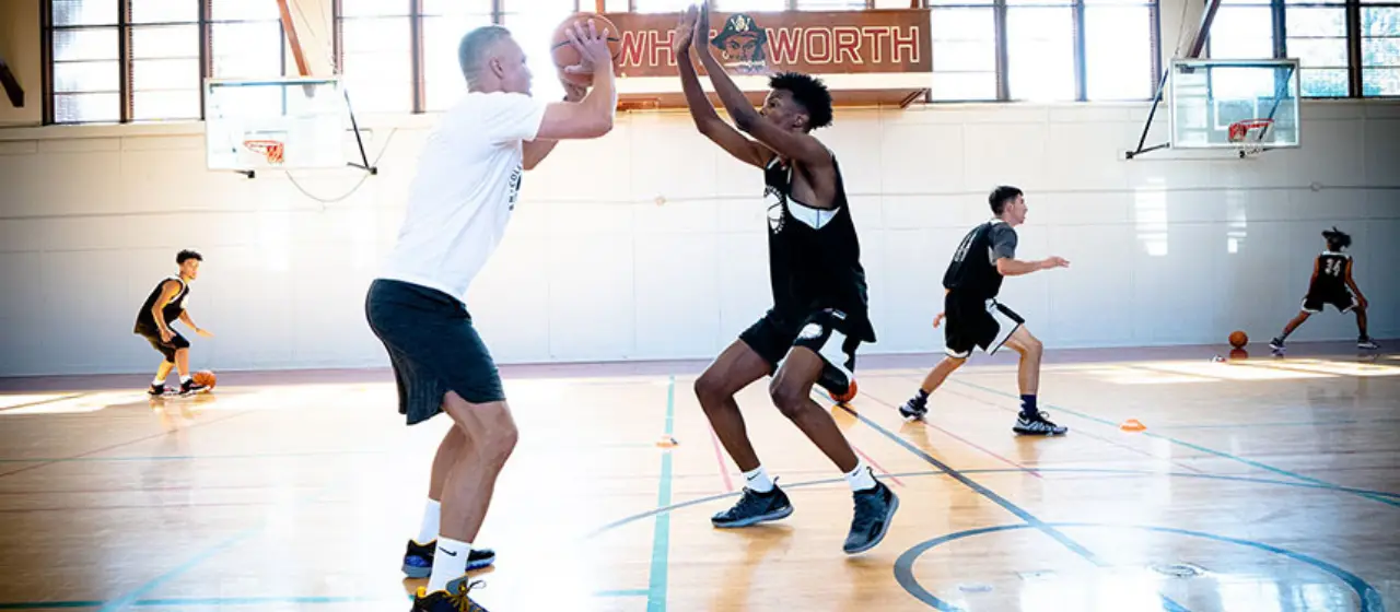 How to be a college basketball player