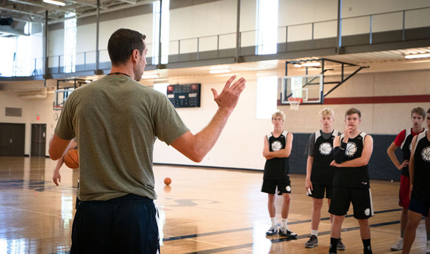 Servant Leadership Series on Basketball Foresight