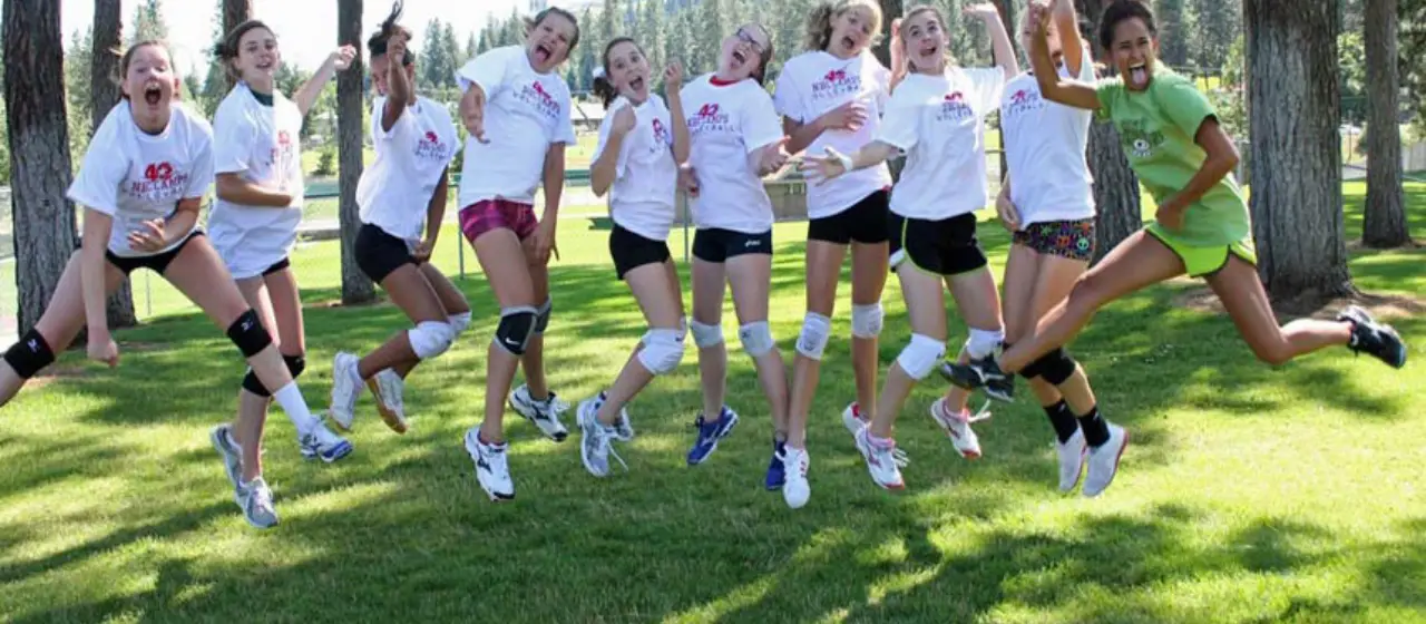 Campers celebrate together at NBC Volleyball