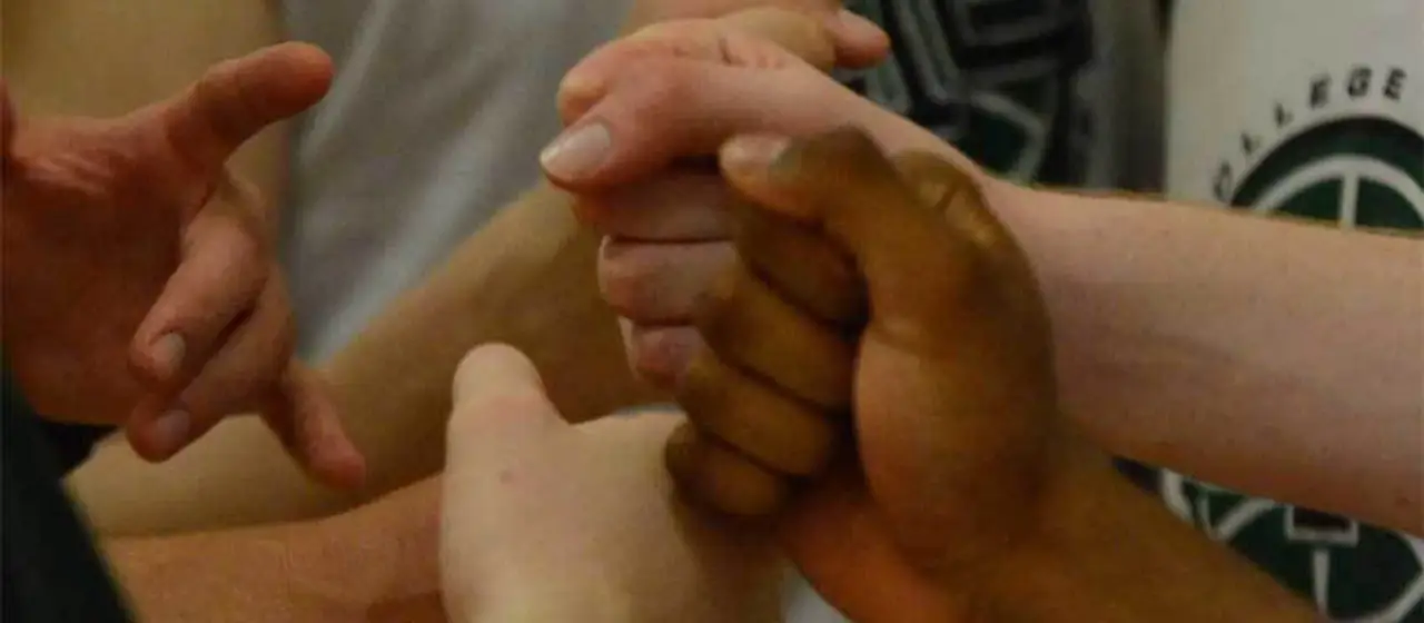 Team huddle in basketball means a stronger team