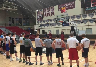 Basketball camps leadership whitworth gym training session spokane washington