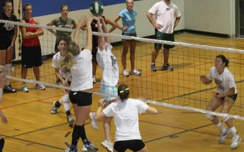 Nbc volleyball camps whu2